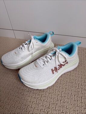 Hoka Bondi 8 Frost/Rose Gold Women’s Sneakers